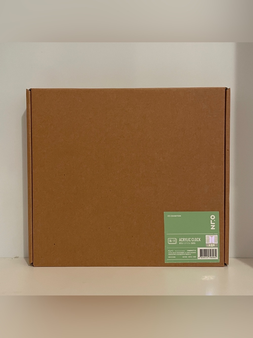 Official BTS 2018 ONL Exhibition - Acrylic Clock (SEALED)